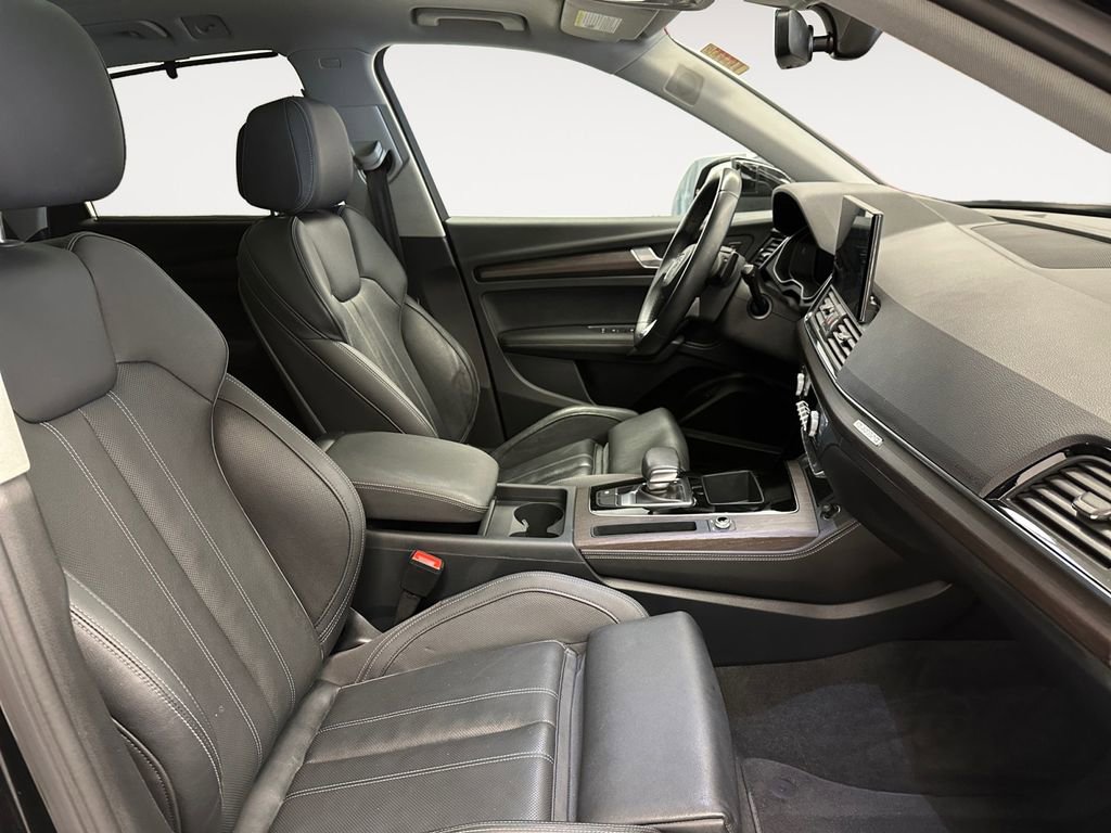 Used 2023 Audi Q5 2.0T Premium Plus w/ Premium Plus Package image 14