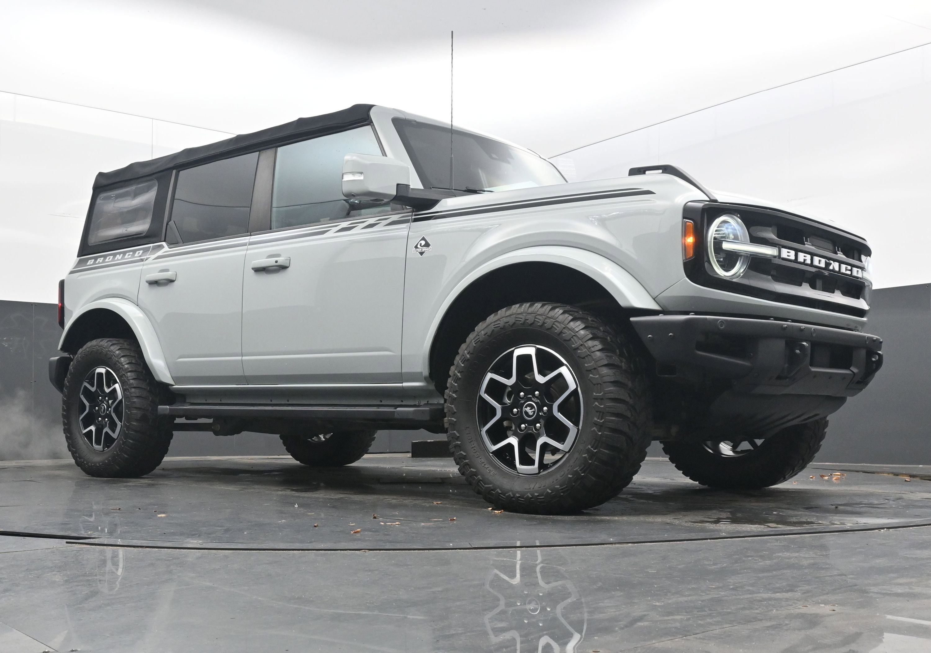 Used 2021 Ford Bronco Outer Banks image 23