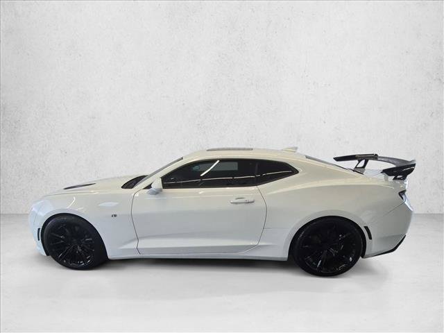 Used 2016 Chevrolet Camaro SS RWD image 9