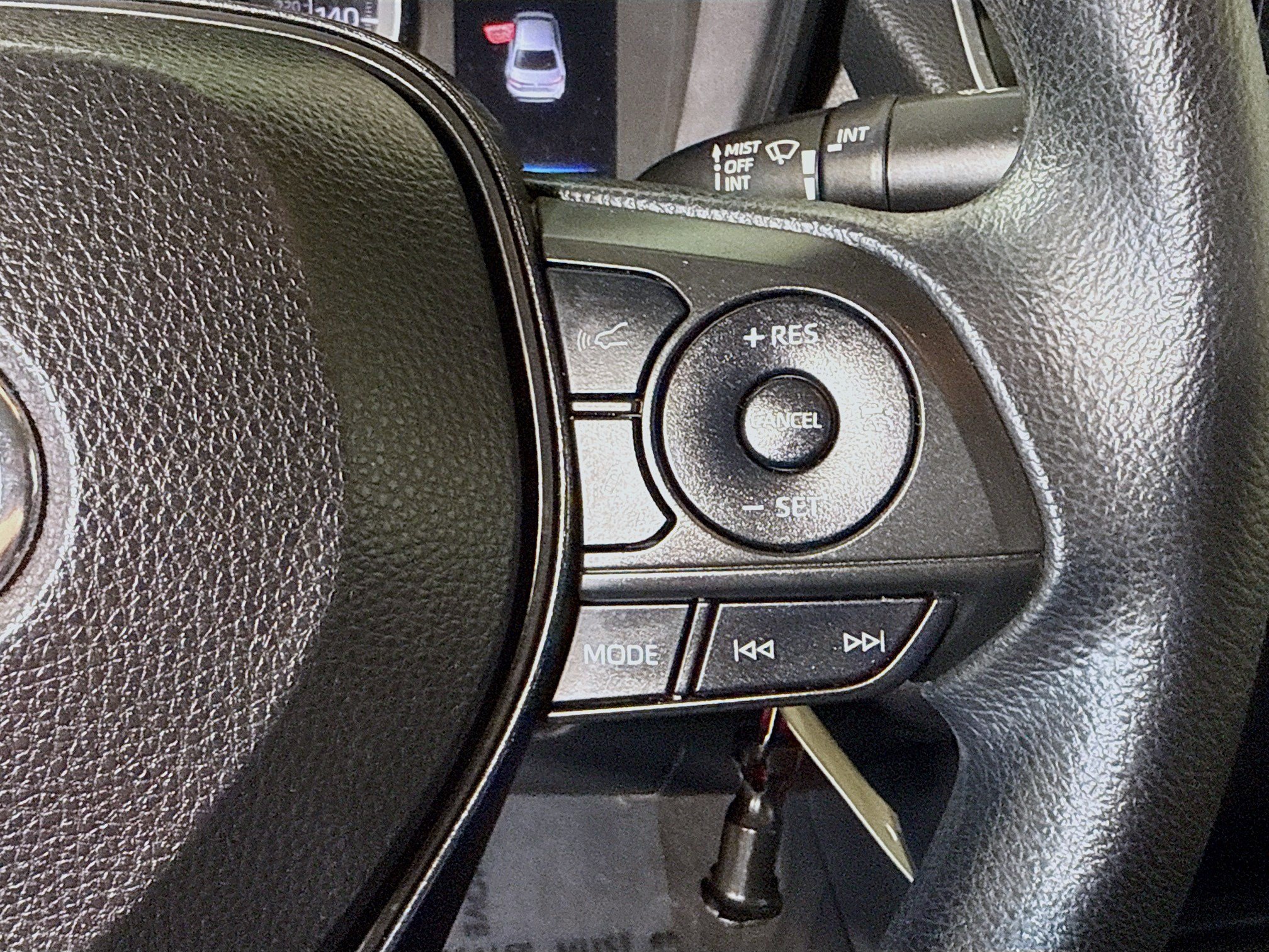 Used 2022 Toyota Corolla LE FWD image 15