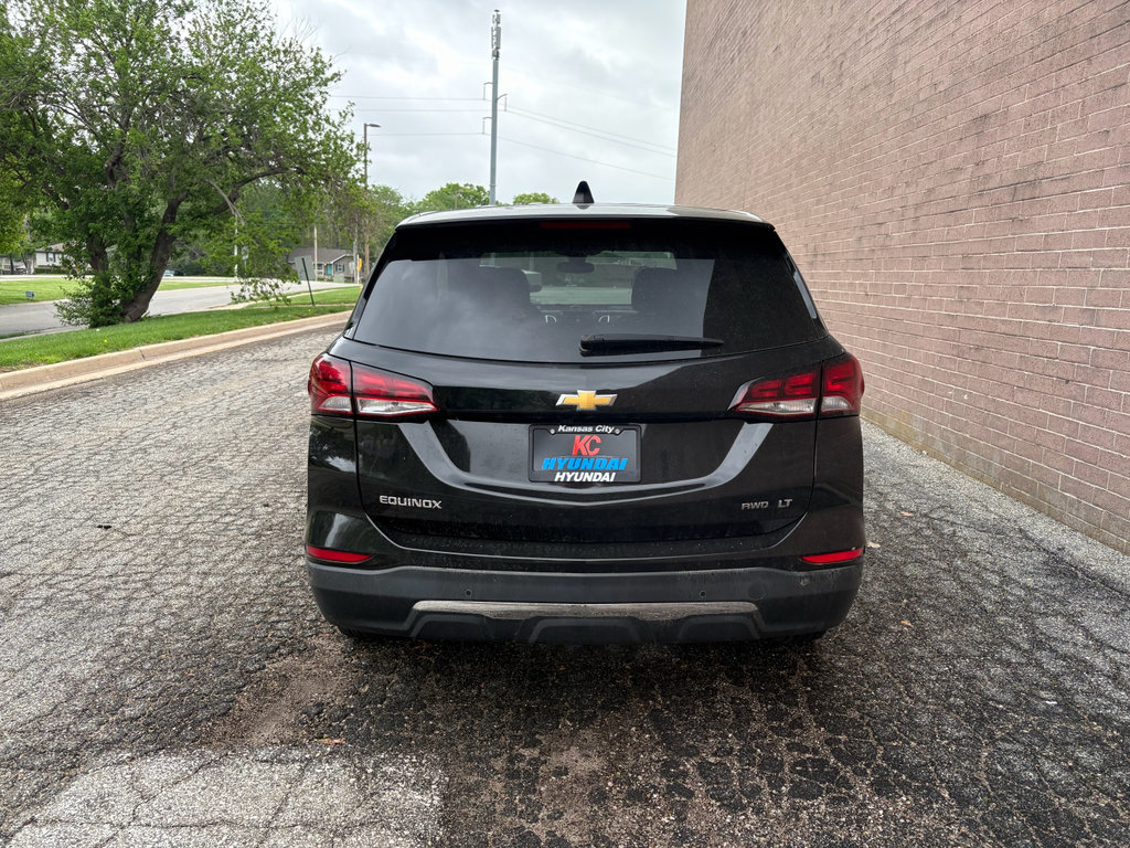 Used 2024 Chevrolet Equinox LT AWD/4WD image 4