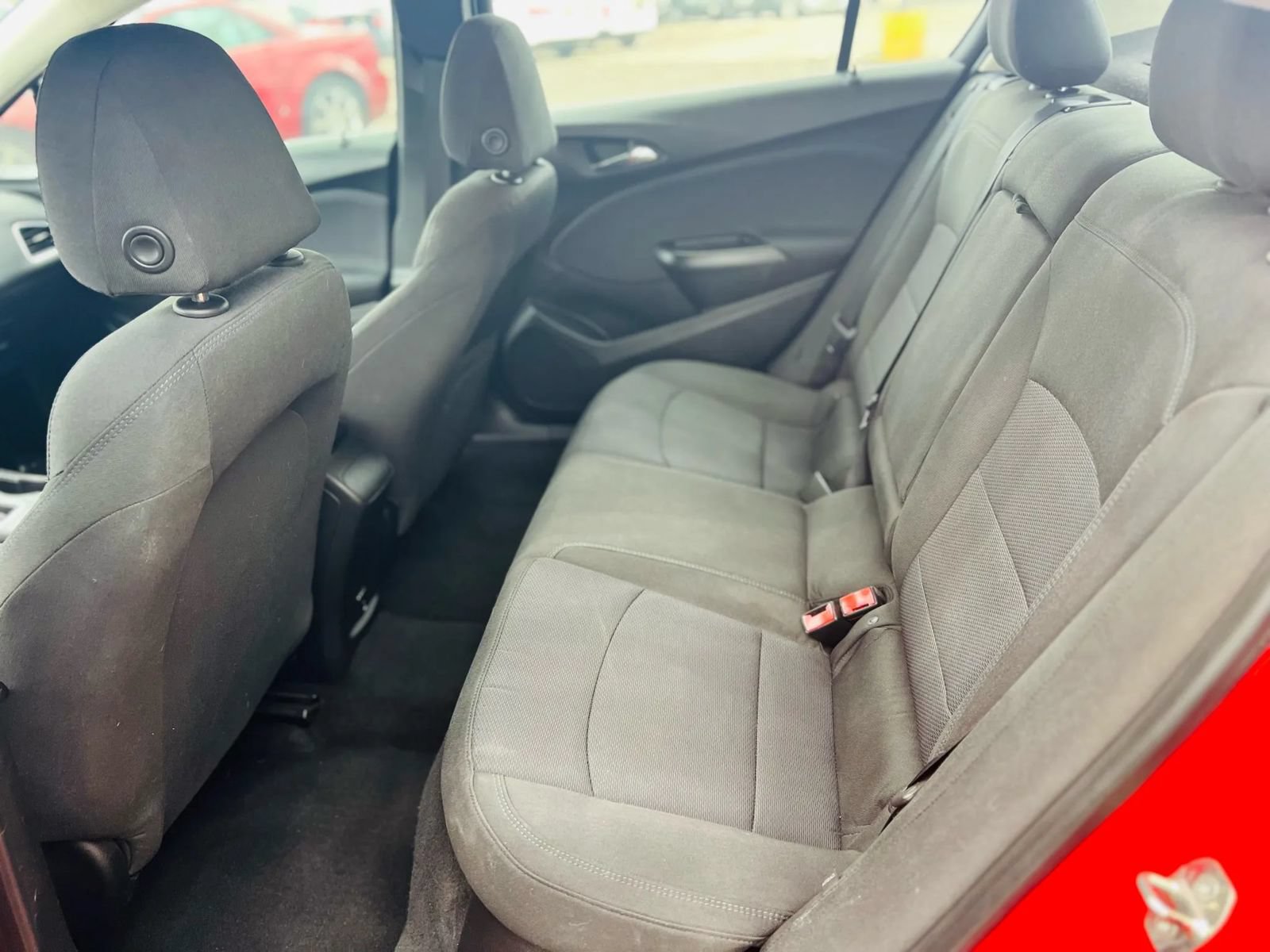 Used 2018 Chevrolet Cruze LT w/ LT Fleet Convenience Package FWD image 11
