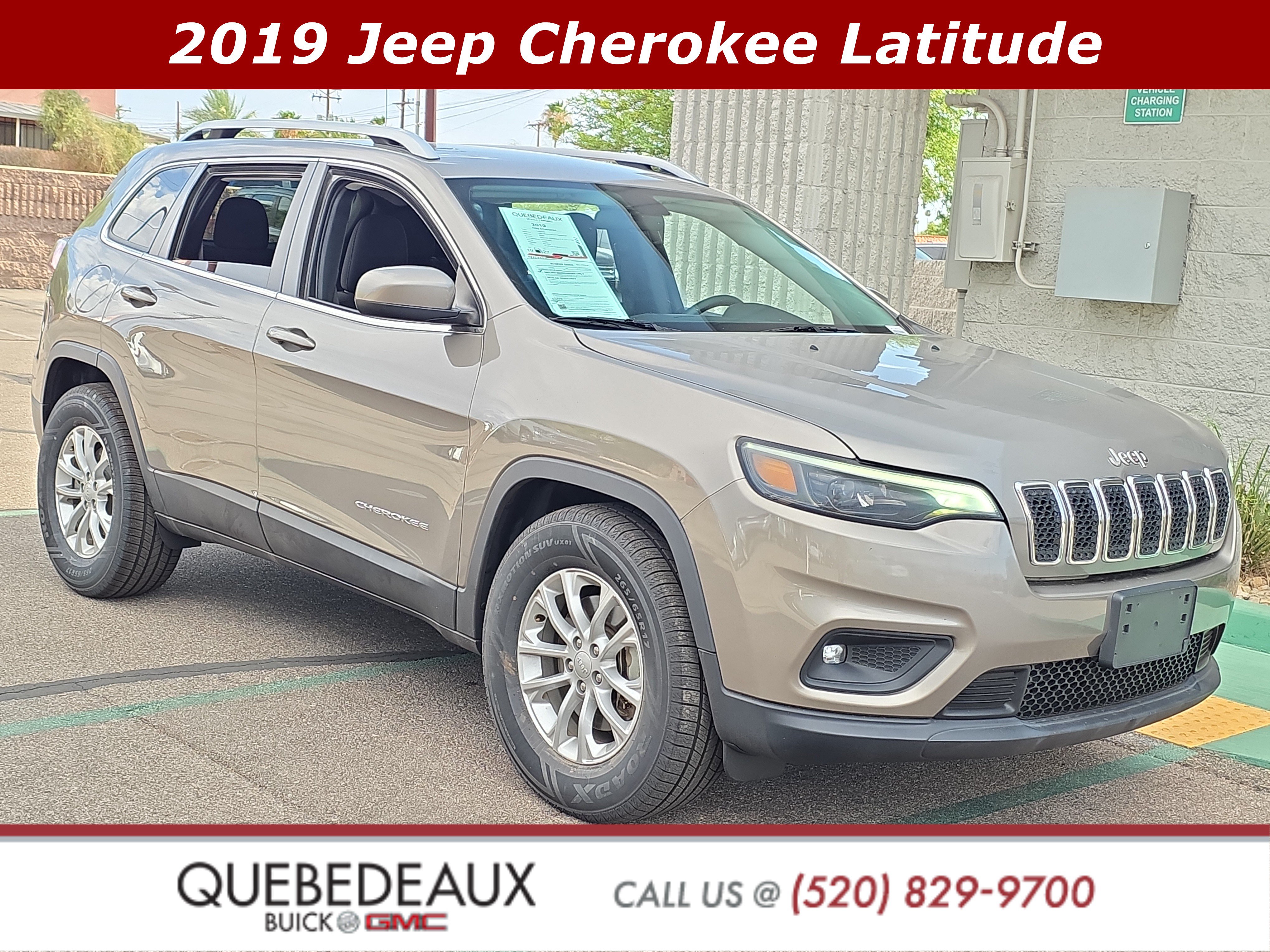 Used 2019 Jeep Cherokee Latitude w/ Popular Appearance Group