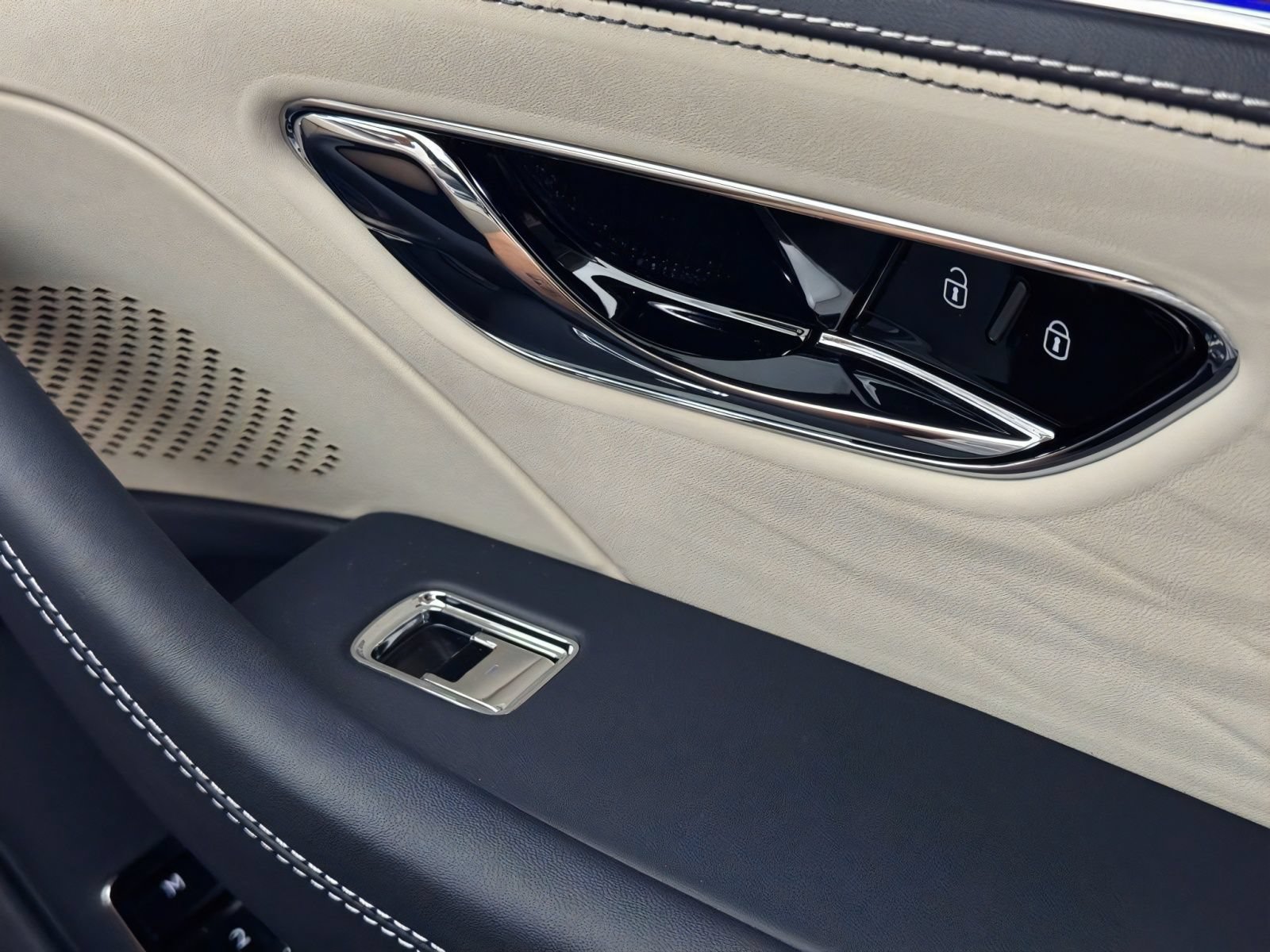 New 2026 Bentley Flying Spur Plug-In Hybrid AWD/4WD image 58