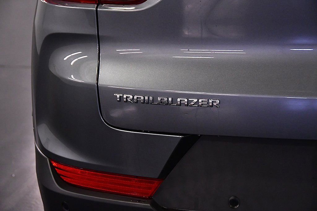 Used 2021 Chevrolet TrailBlazer LT w/ Convenience Package image 10