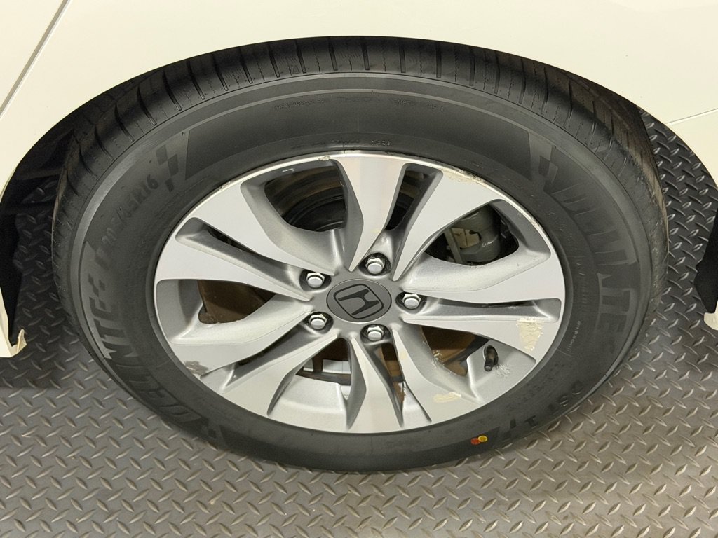 Used 2013 Honda Accord LX image 19