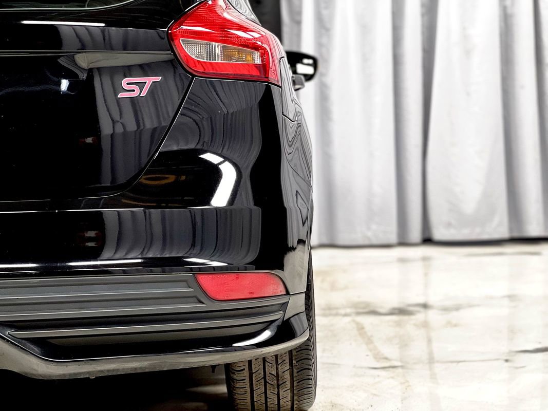 Used 2016 Ford Focus ST image 15