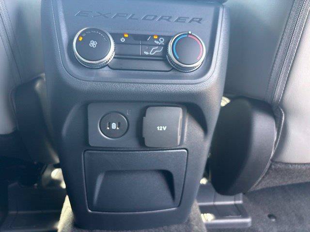 New 2027 Ford Explorer Active w/ Active Comfort Package RWD image 29