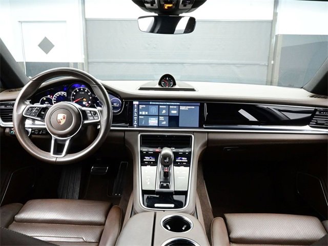 Used 2018 Porsche Panamera 4S image 18