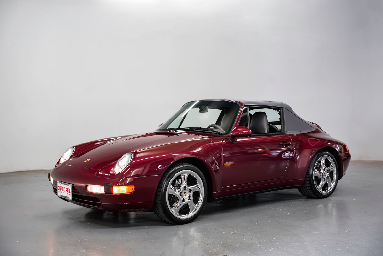 Used 1997 Porsche 911 Carrera RWD image 6