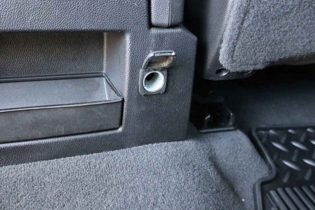 Used 2018 Chevrolet Silverado 1500 LT w/ All Star Edition AWD/4WD image 21