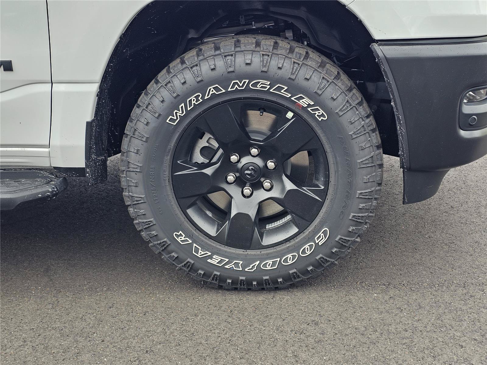 New 2026 RAM 1500 Warlock AWD/4WD image 6