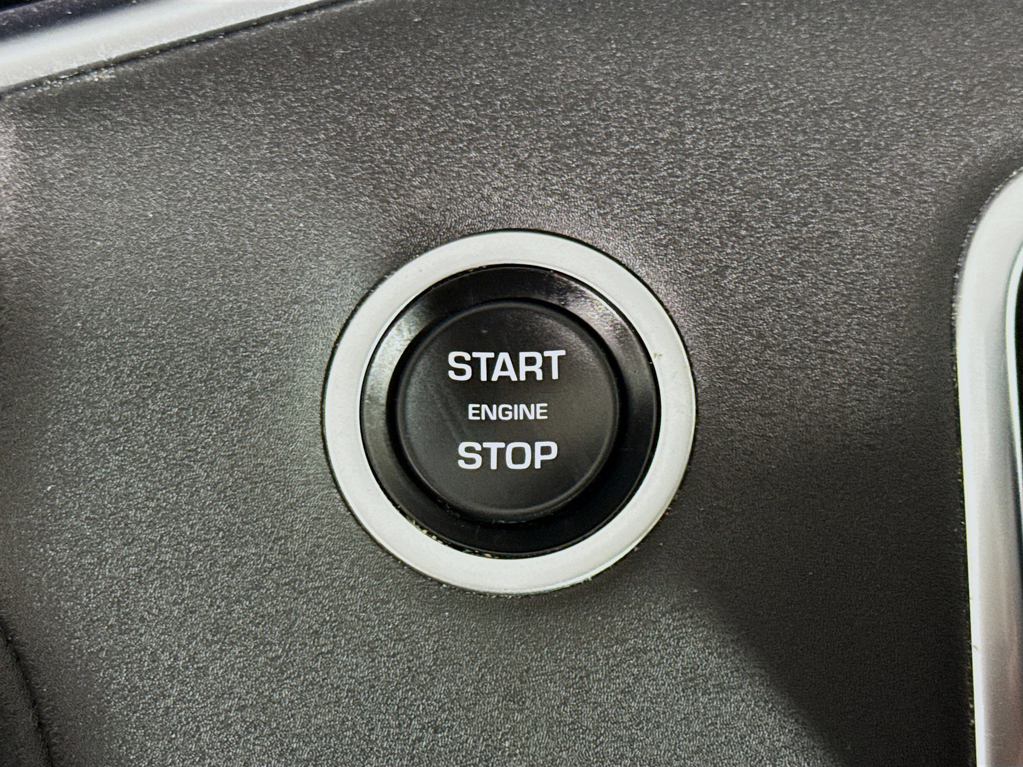 Used 2022 Land Rover Range Rover Evoque SE image 21