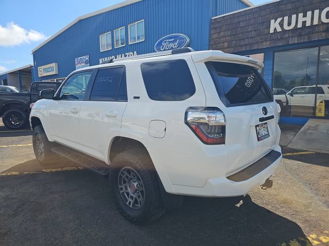 Used 2022 Toyota 4Runner SR5 Premium AWD/4WD image 4