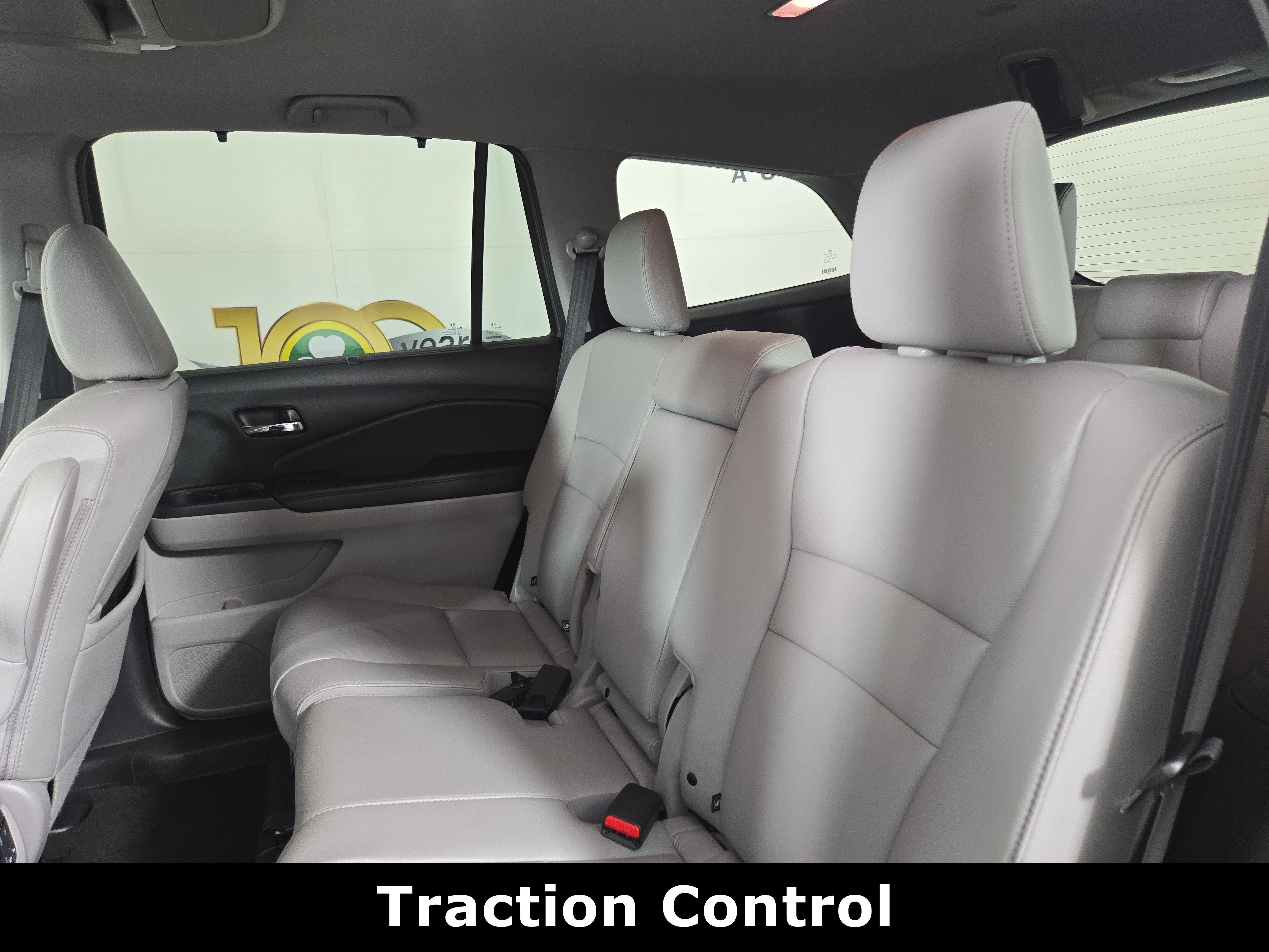 Used 2022 Honda Pilot Touring image 11