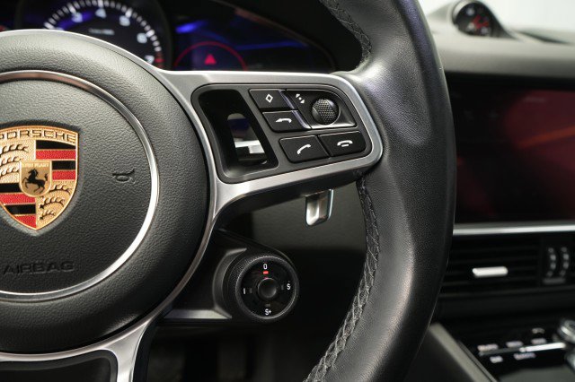 Used 2023 Porsche Cayenne Platinum Edition image 34