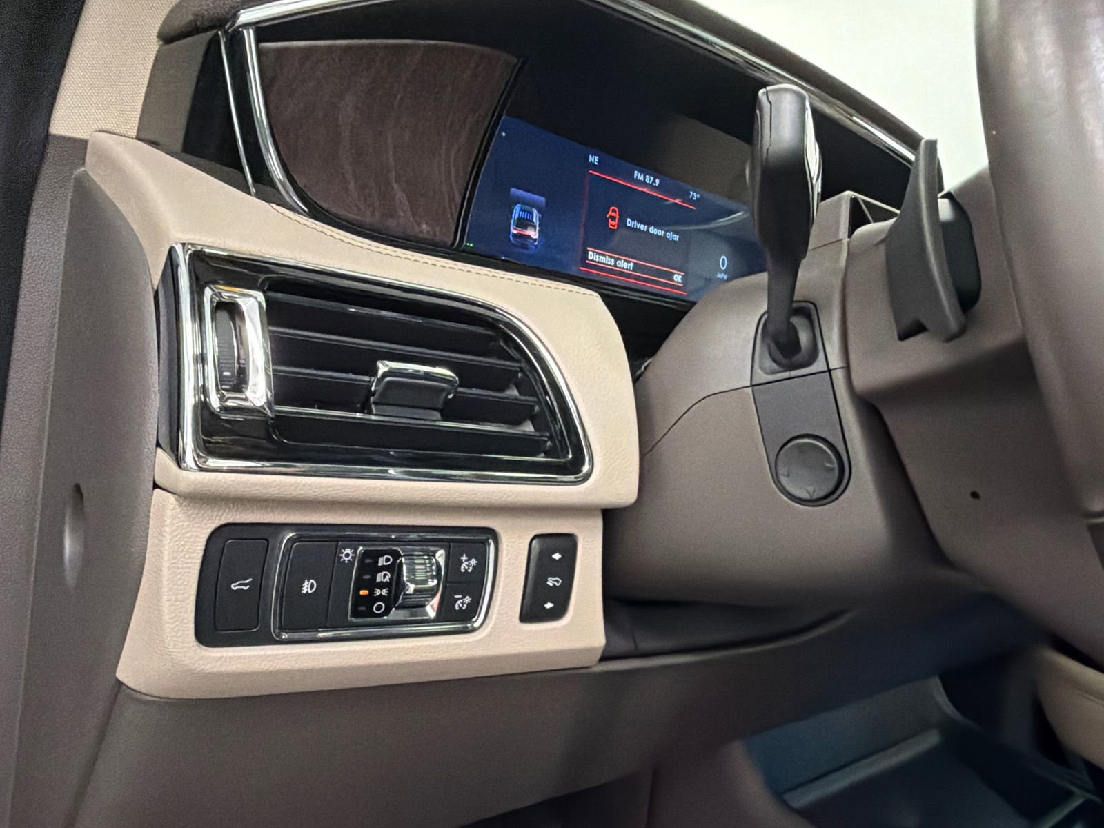 Certified 2022 Lincoln Navigator L Reserve AWD/4WD image 37