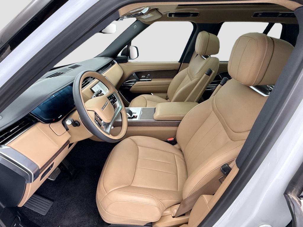Certified 2025 Land Rover Range Rover SE AWD/4WD image 18