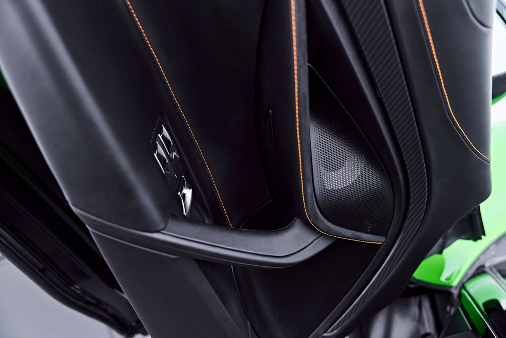 Used 2025 McLaren 750S Spider RWD image 61