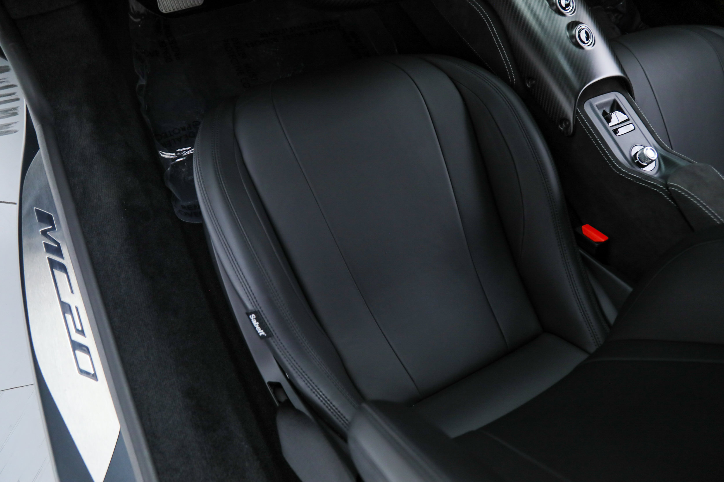 Certified 2022 Maserati MC20 Coupe RWD image 31