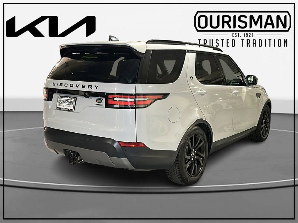 Used 2017 Land Rover Discovery HSE image 4