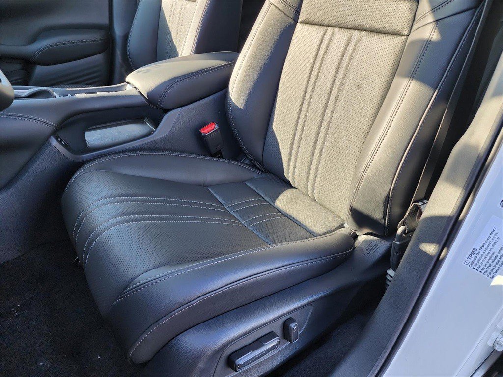 Used 2025 Honda HR-V EX-L image 24