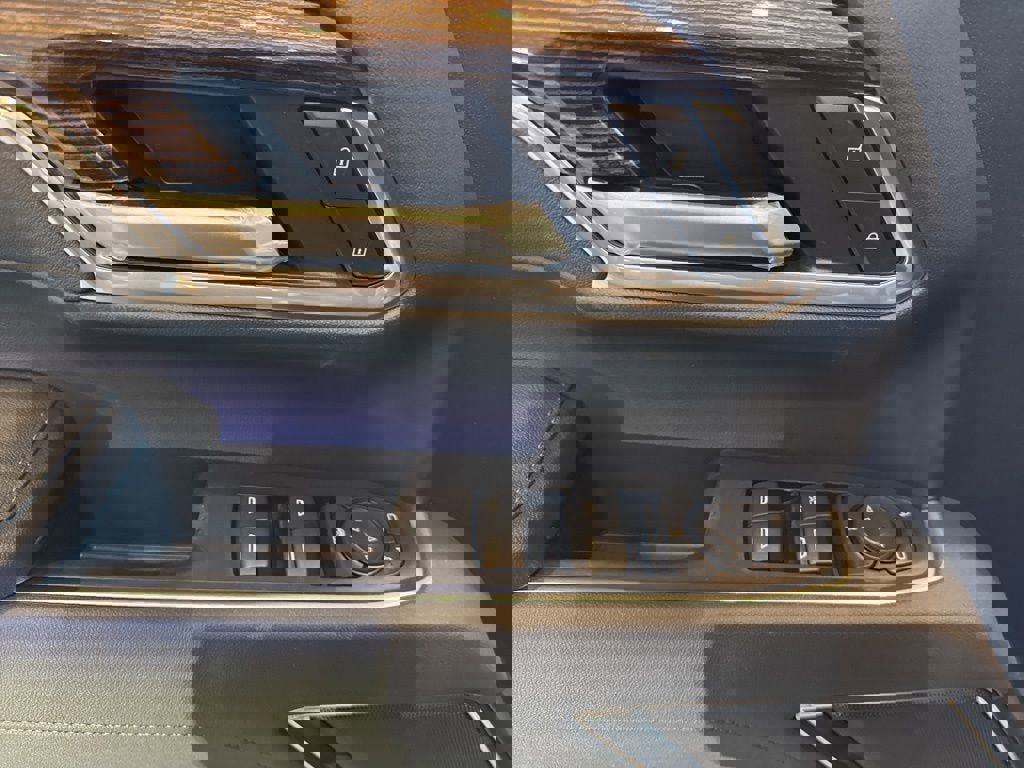 New 2026 GMC Sierra 1500 SLE image 21