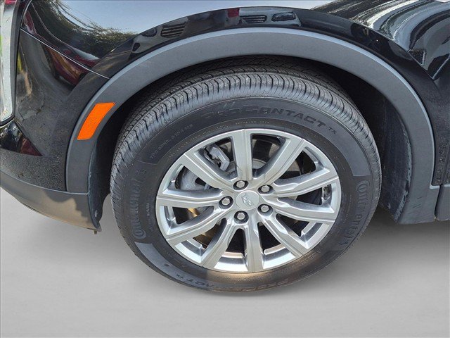 Used 2022 Cadillac XT4 Premium Luxury w/ Safety Alert Package FWD image 23