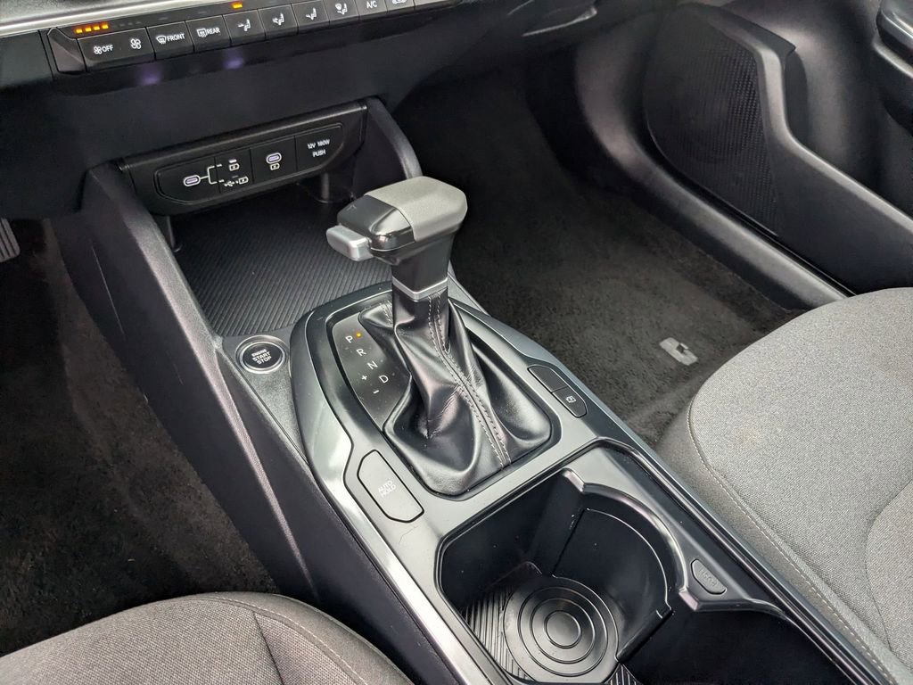 Used 2025 Kia K4 LXS image 22