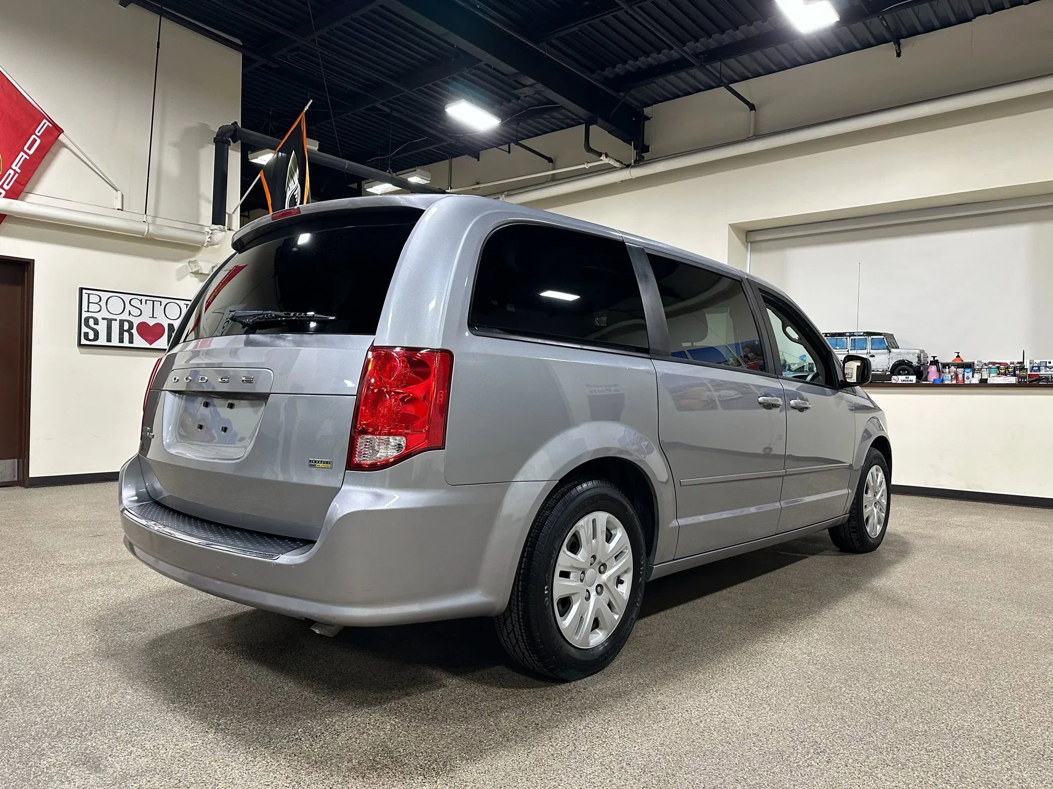 Used 2014 Dodge Grand Caravan SE w/ Quick Order Package 29E SE image 9