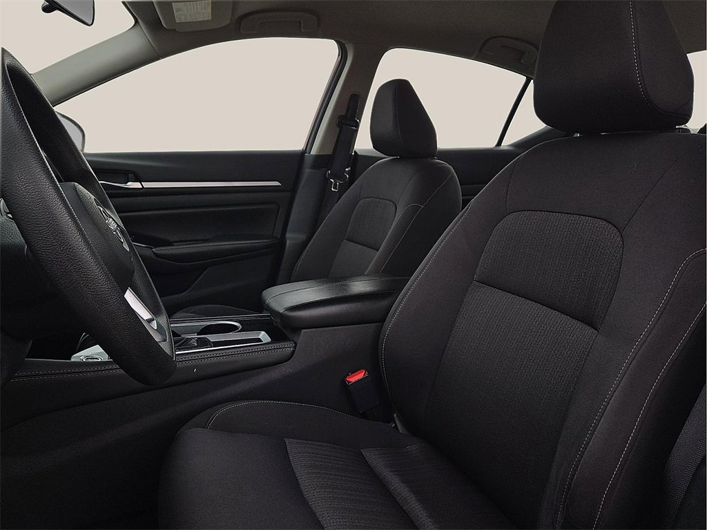 Used 2023 Nissan Altima 2.5 SV image 12