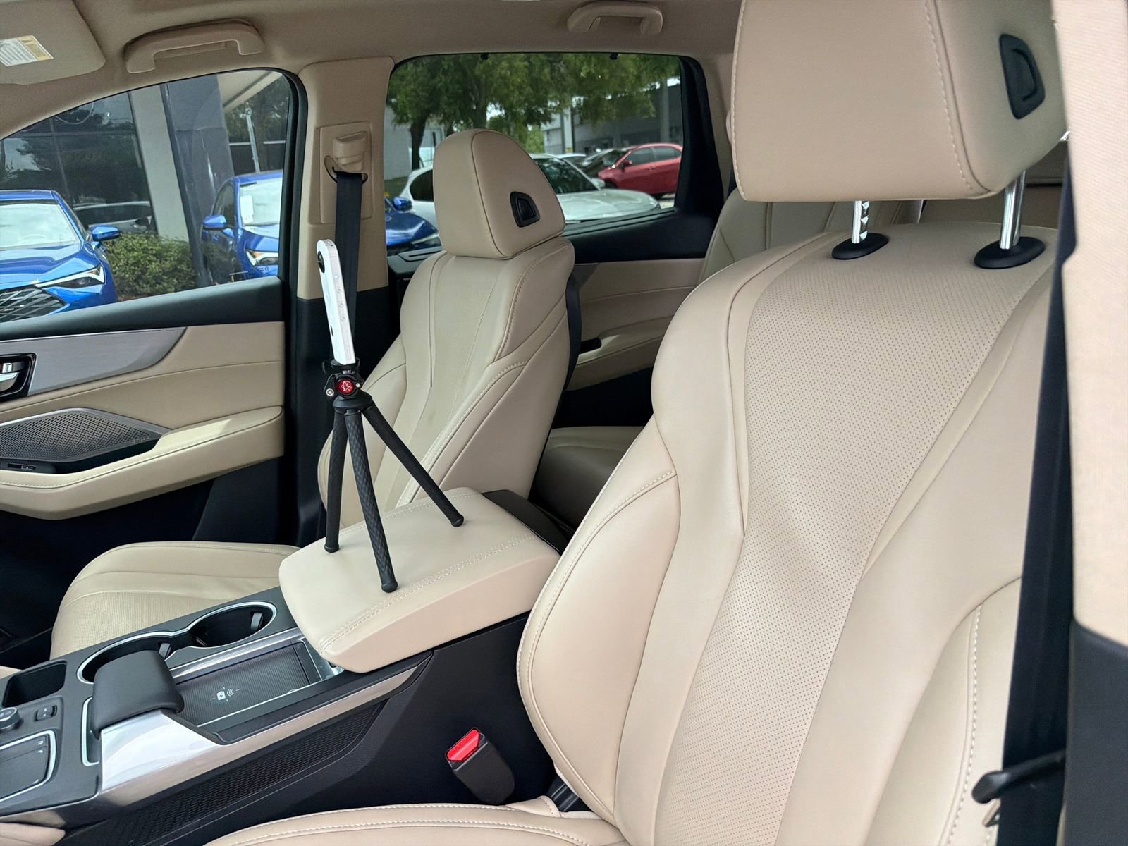 Used 2023 Acura MDX FWD w/ Technology Package image 23