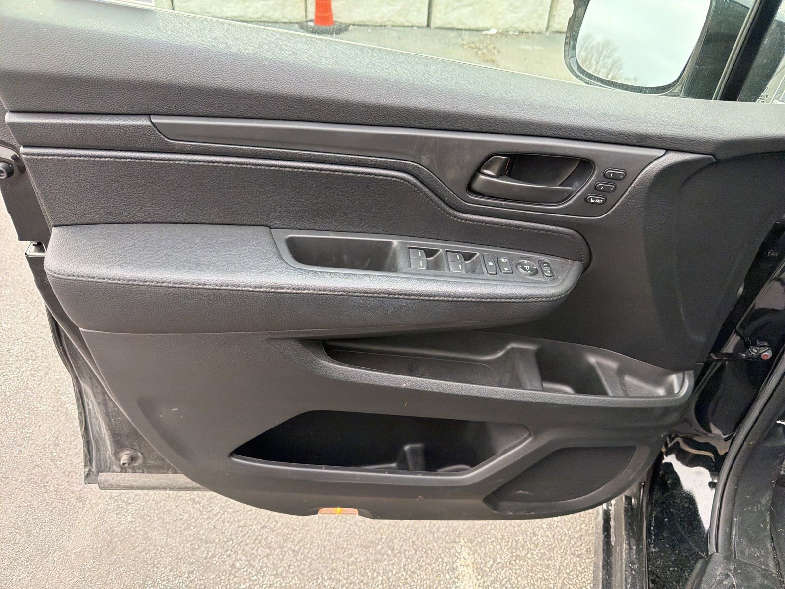 Used 2024 Honda Odyssey Sport image 11