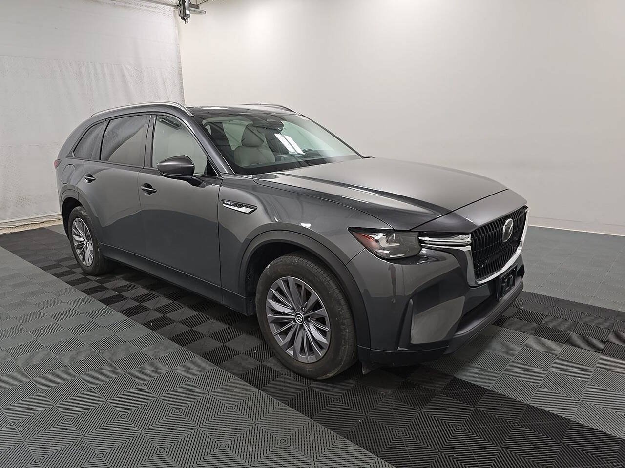 Used 2024 MAZDA CX-90 Plug-In Hybrid w/ Preferred AWD/4WD image 3