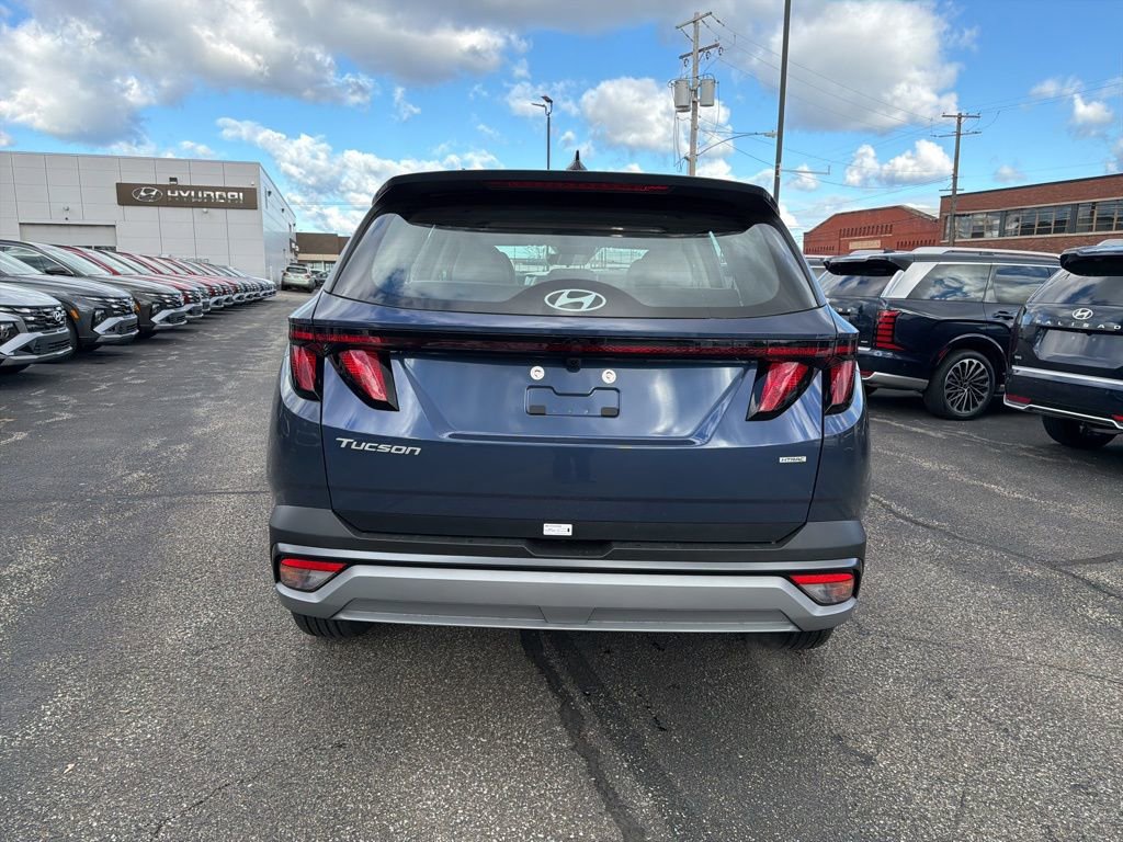 New 2026 Hyundai Tucson SE image 6