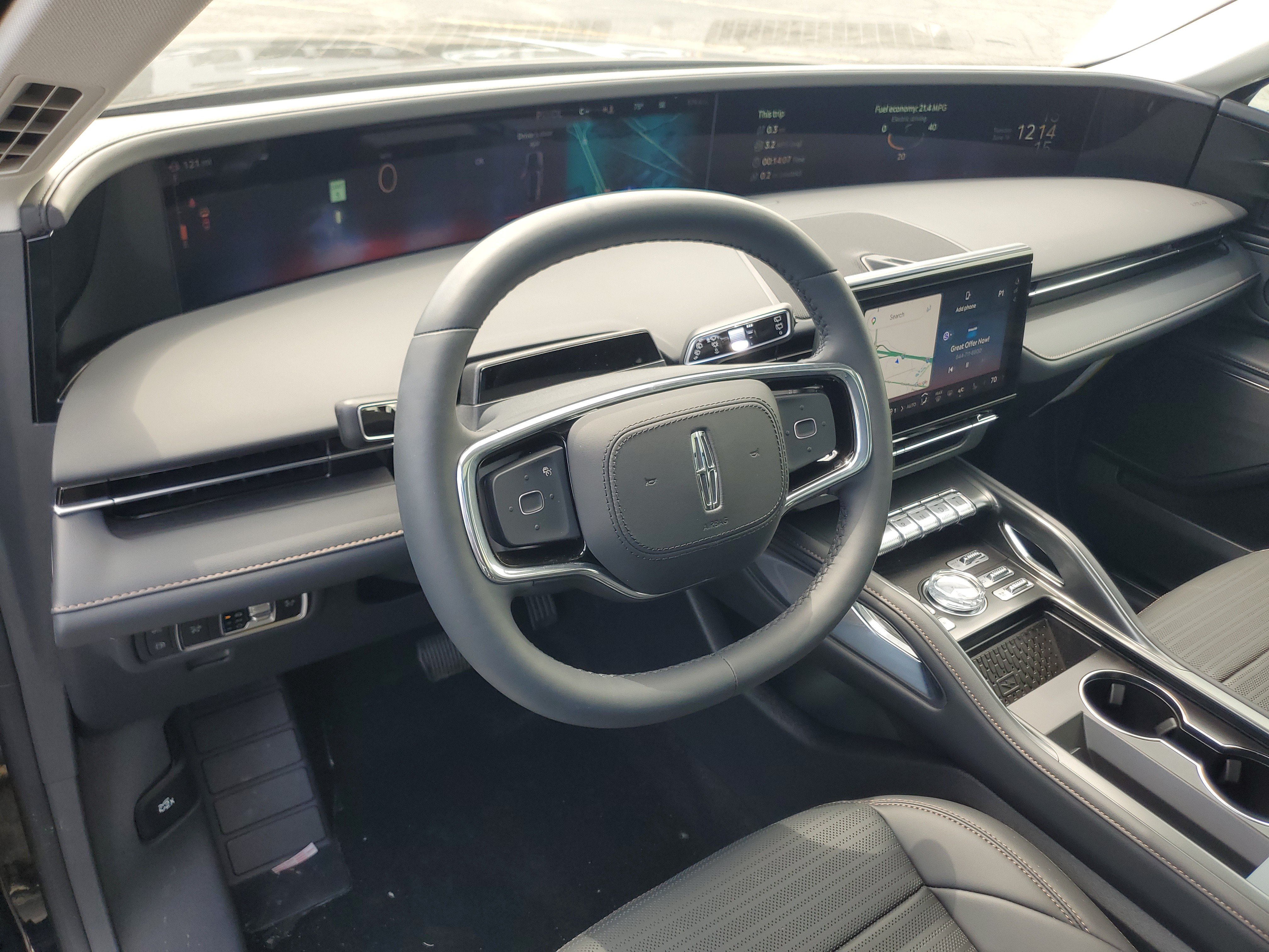 New 2026 Lincoln Nautilus Reserve w/ Jet Appearance Package AWD/4WD image 13