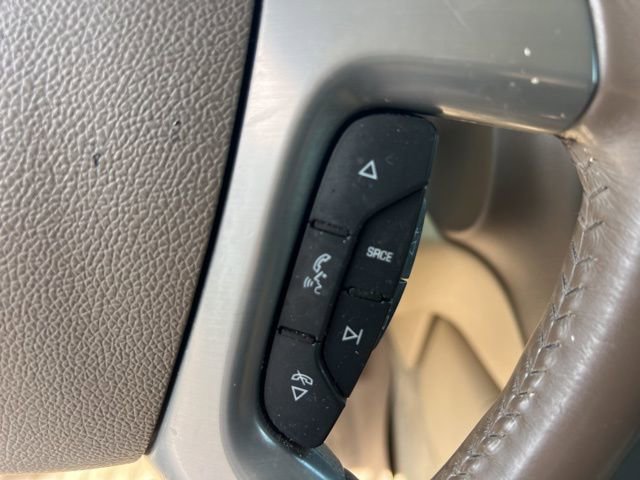 Used 2014 Chevrolet Suburban LT AWD/4WD image 30