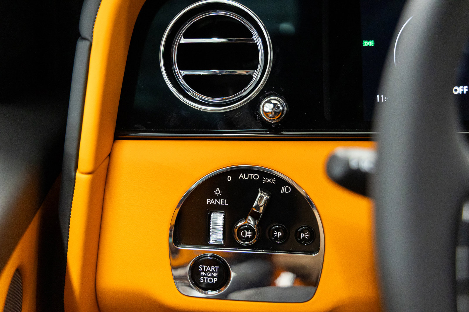 New 2026 Rolls-Royce Cullinan image 25