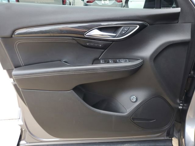 Used 2022 Buick Envision Essence w/ Sport Touring Package FWD image 18