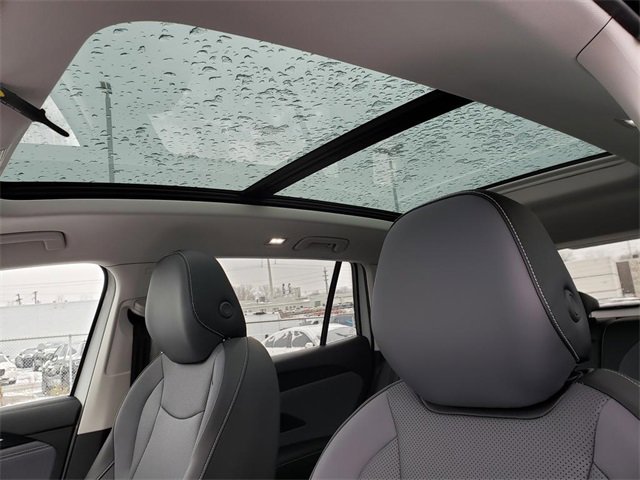 New 2026 Volkswagen Tiguan SE image 7