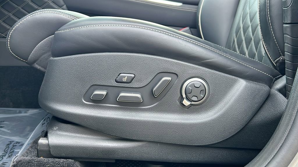 Used 2024 Genesis GV80 3.5T w/ Prestige Package image 22