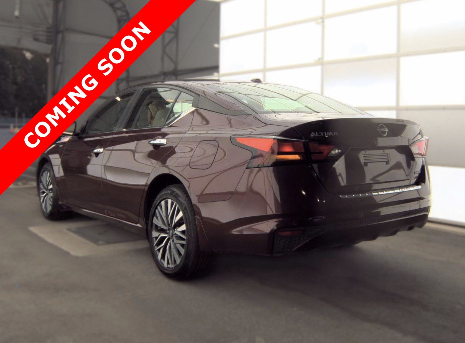 Used 2023 Nissan Altima 2.5 SV AWD/4WD image 4