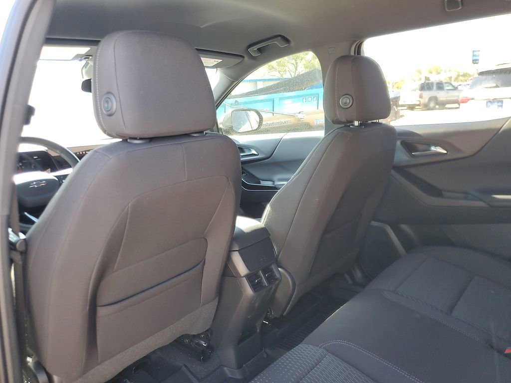 New 2026 Chevrolet Equinox LT w/ Midnight Edition image 9