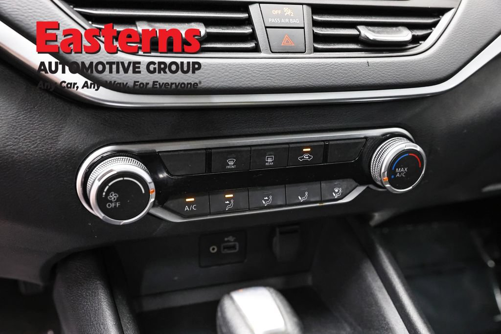 Used 2023 Nissan Altima 2.5 S FWD image 19