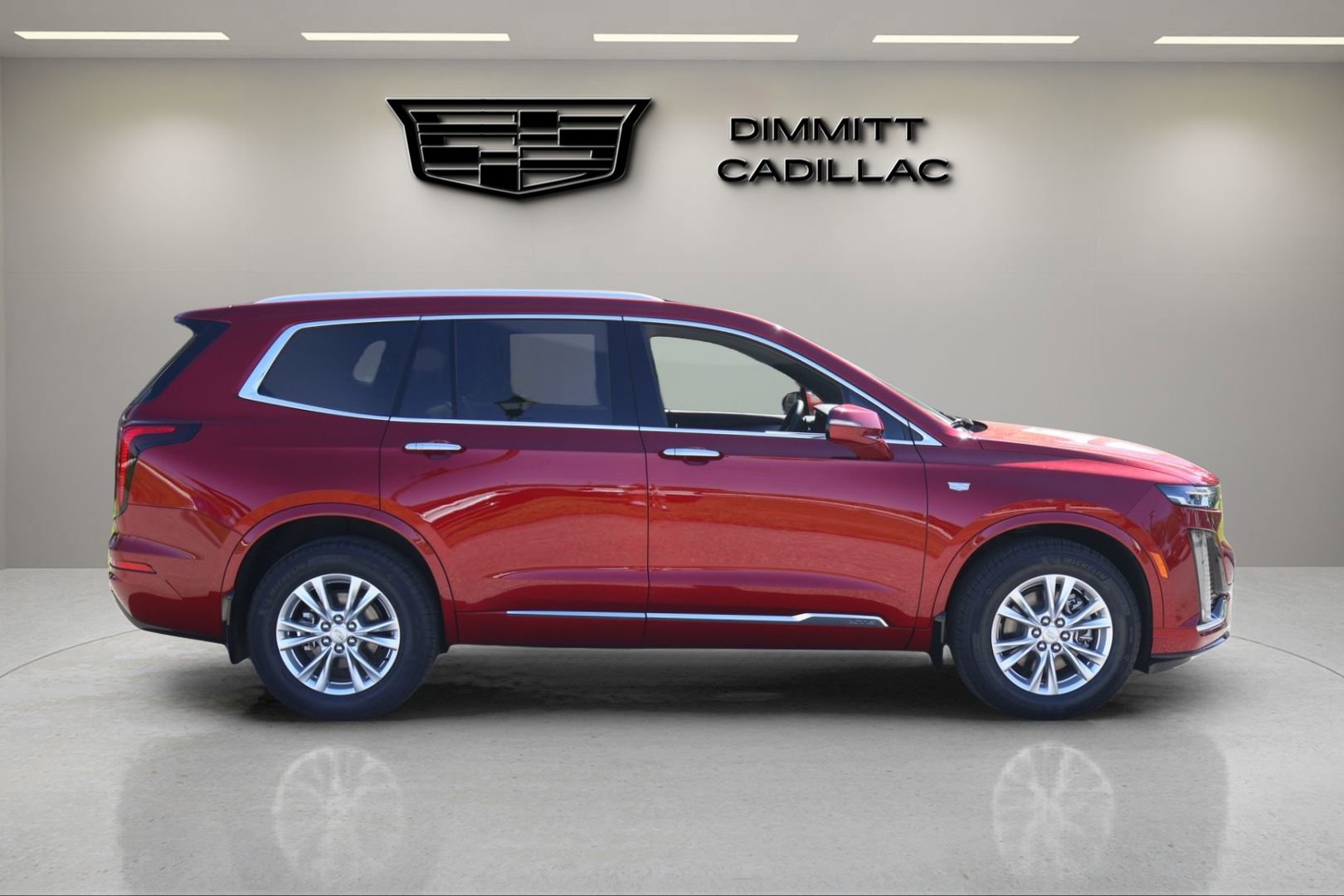 New 2025 Cadillac XT6 Luxury w/ LPO, Floor Liner Package AWD/4WD image 6