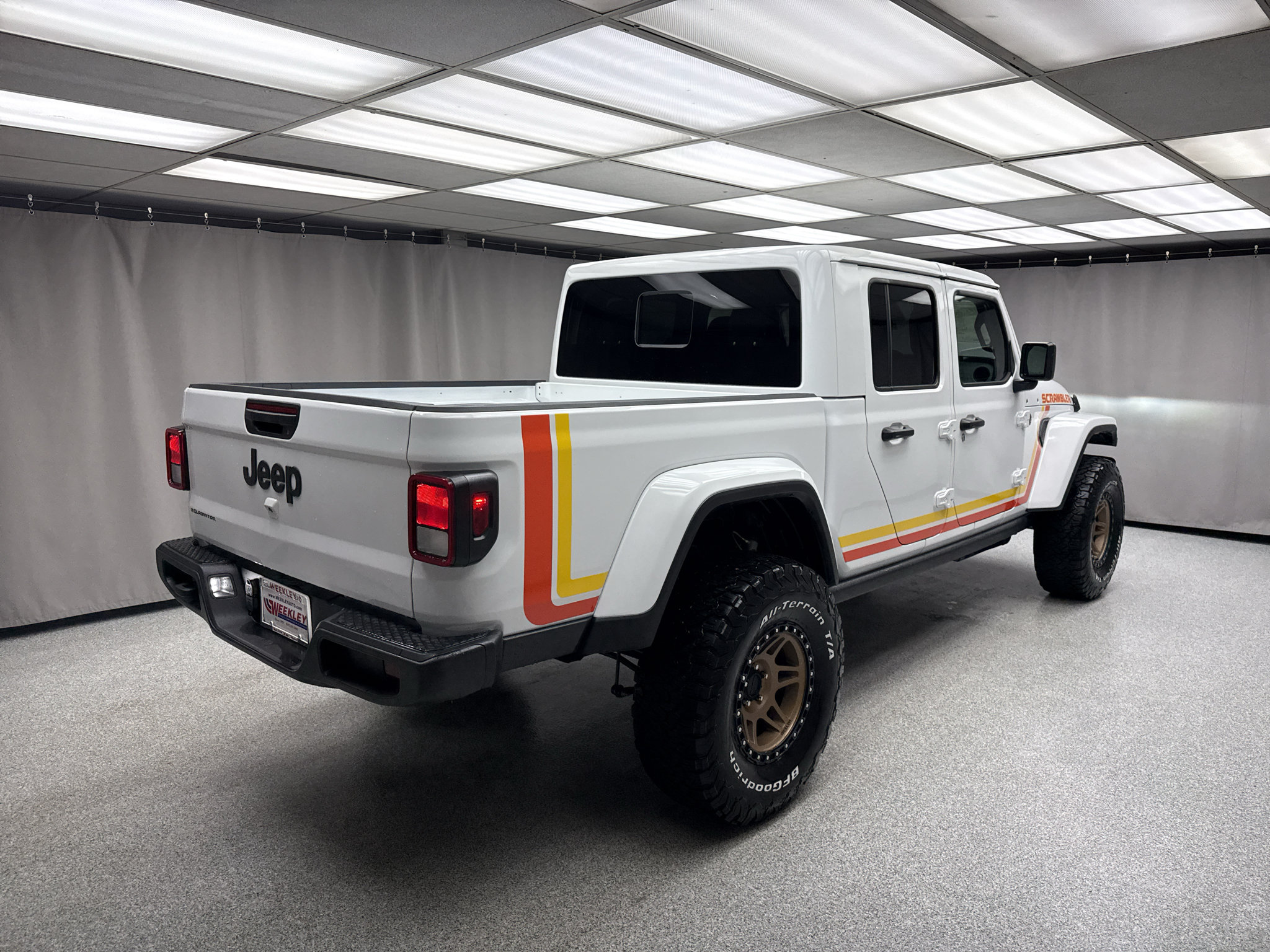 New 2026 Jeep Gladiator Sport AWD/4WD image 3