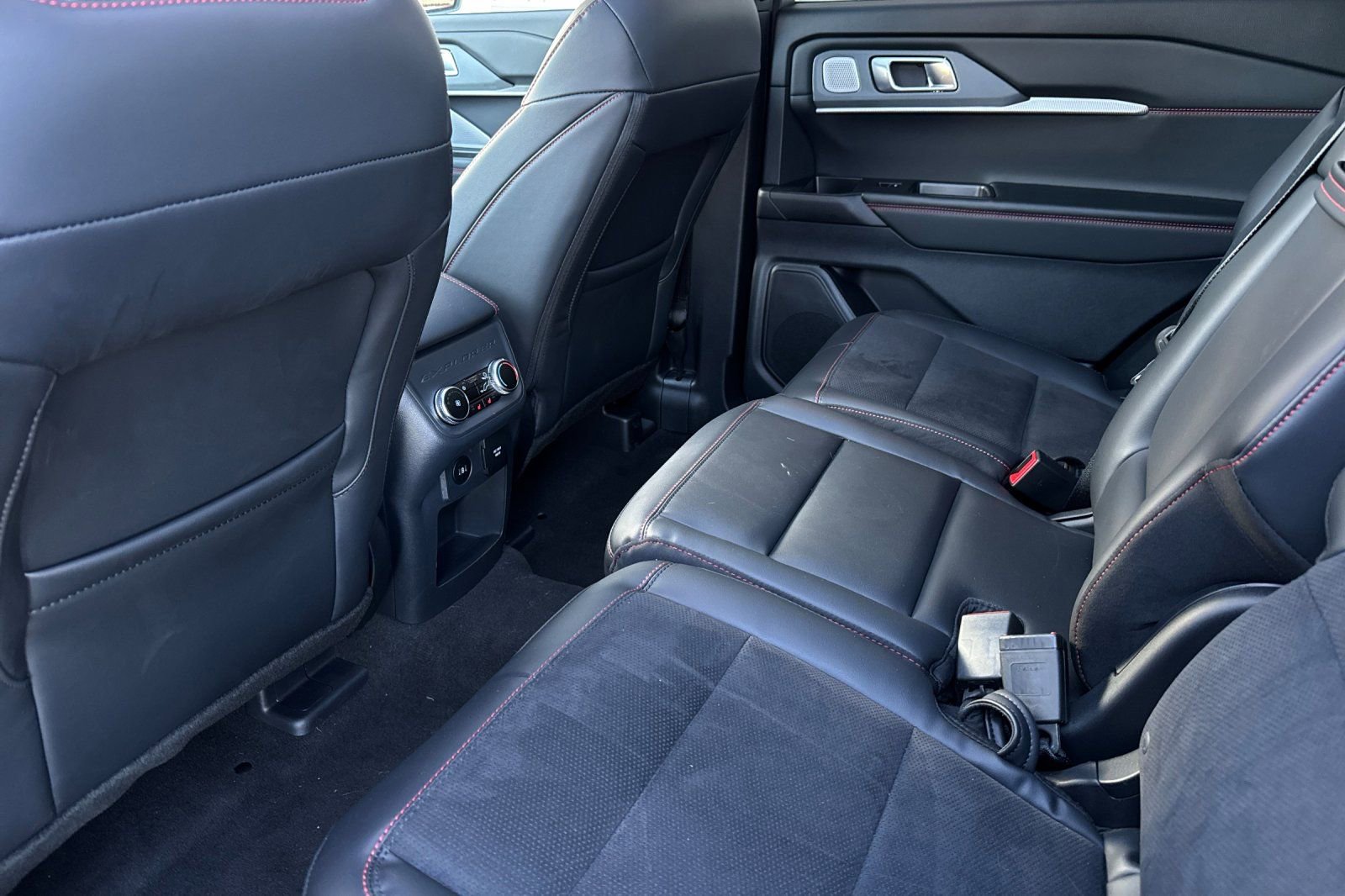 New 2026 Ford Explorer ST w/ Sun And Sound Package image 13