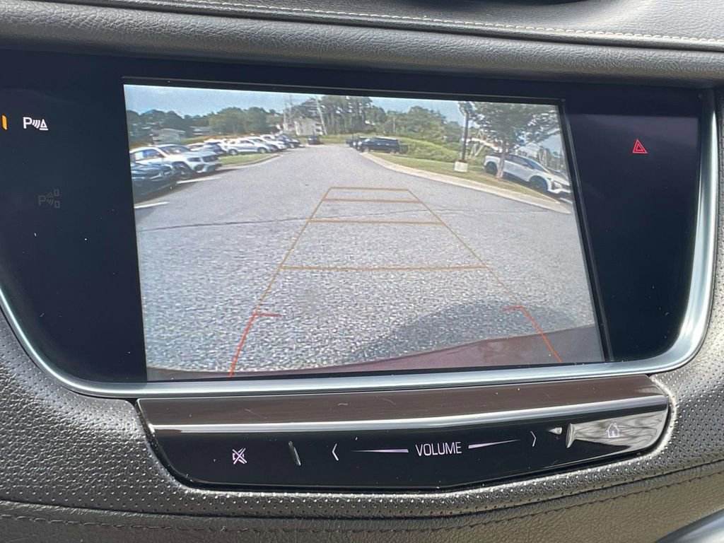 Used 2018 Cadillac XT5 AWD image 28