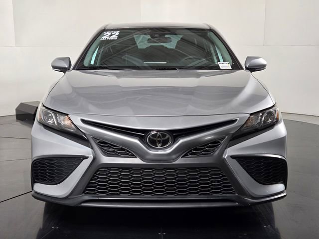 Used 2022 Toyota Camry SE w/ Carpet Mat Package (TMS) FWD image 8