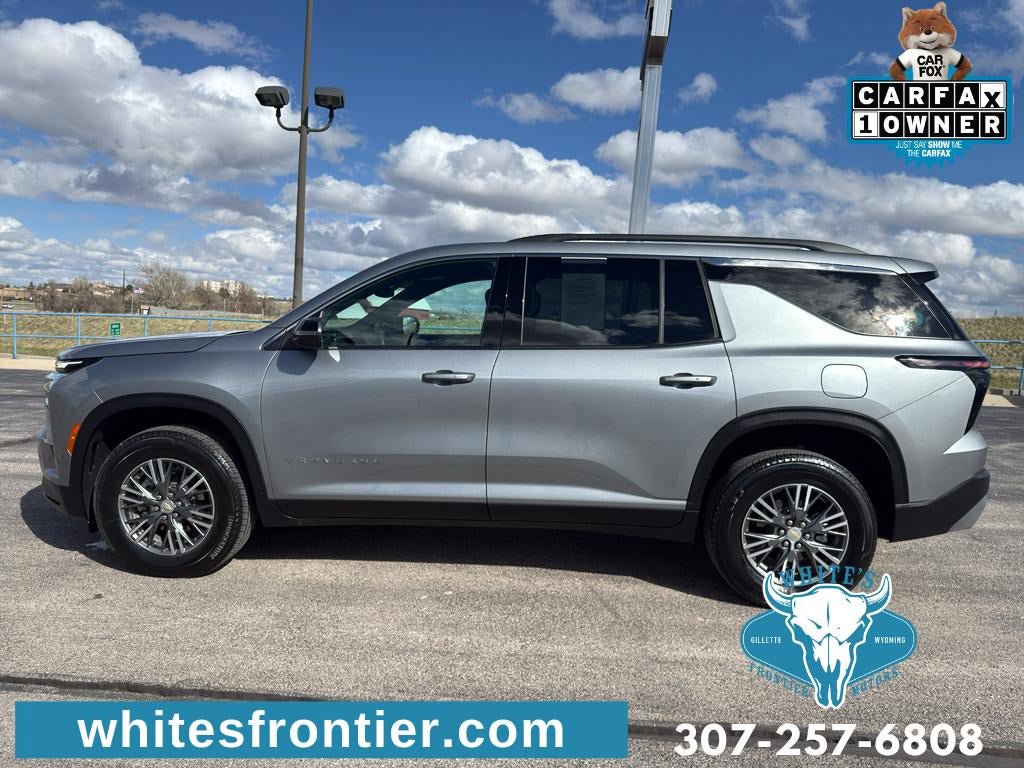 Used 2026 Chevrolet Traverse LT AWD/4WD image 9